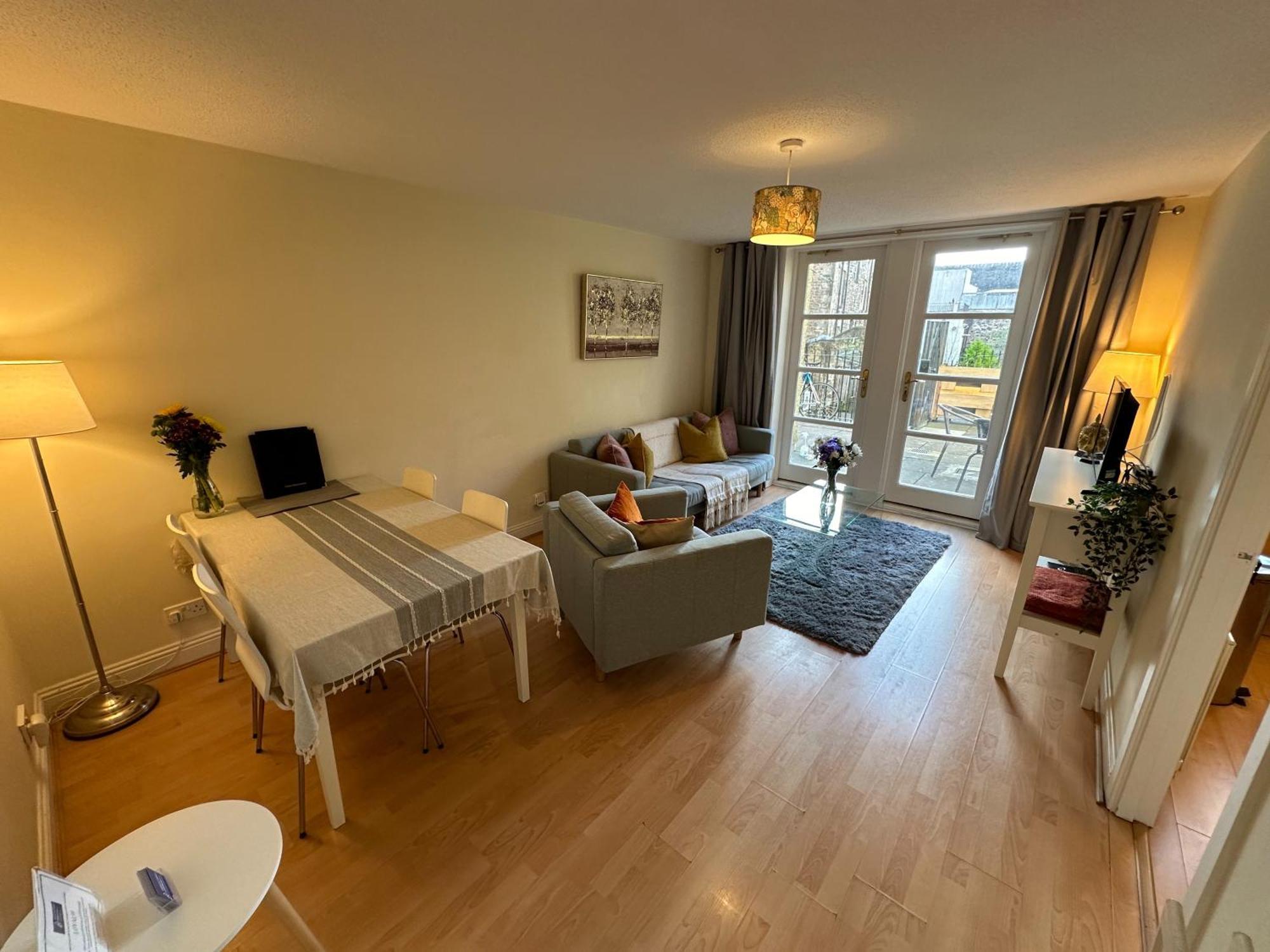 Apartamento Castle Wynd Old Town Edimburgo Exterior foto